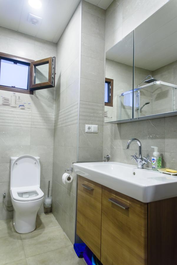 Boulevard Apartment Batumi Exterior foto
